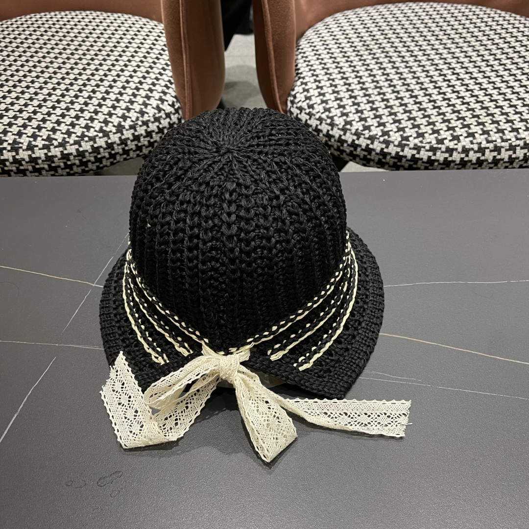  迪奥Dior 春夏季开叉蝴蝶结飘带品脸小桶帽子女编织透气百搭渔夫帽针织盆帽