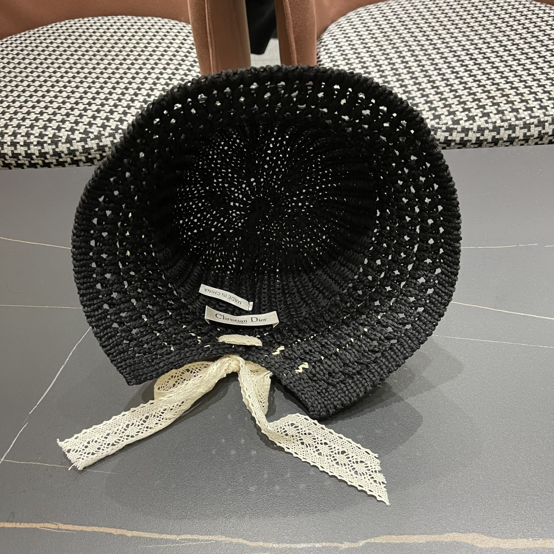  迪奥Dior 春夏季开叉蝴蝶结飘带品脸小桶帽子女编织透气百搭渔夫帽针织盆帽