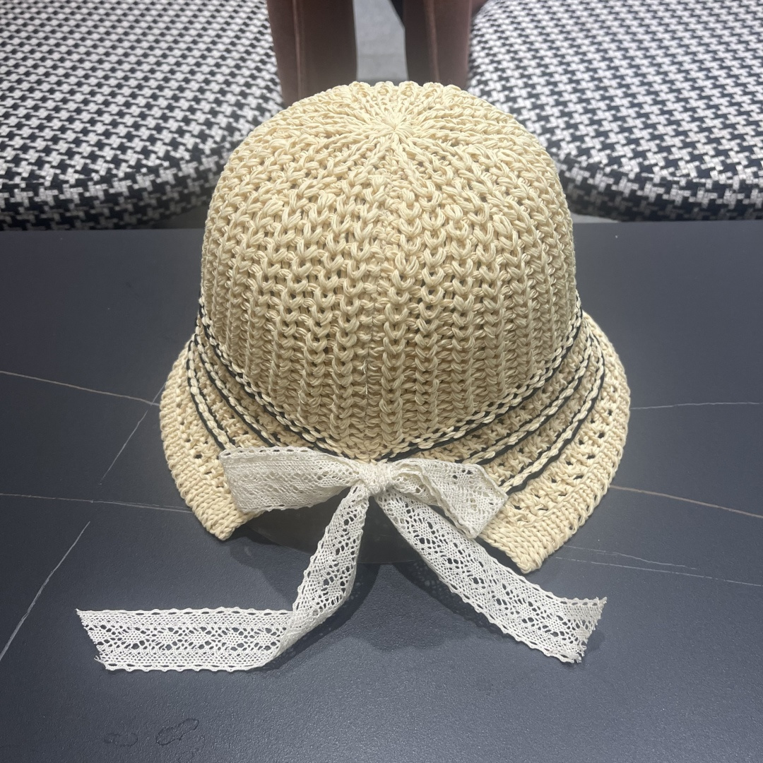  迪奥Dior 春夏季开叉蝴蝶结飘带品脸小桶帽子女编织透气百搭渔夫帽针织盆帽