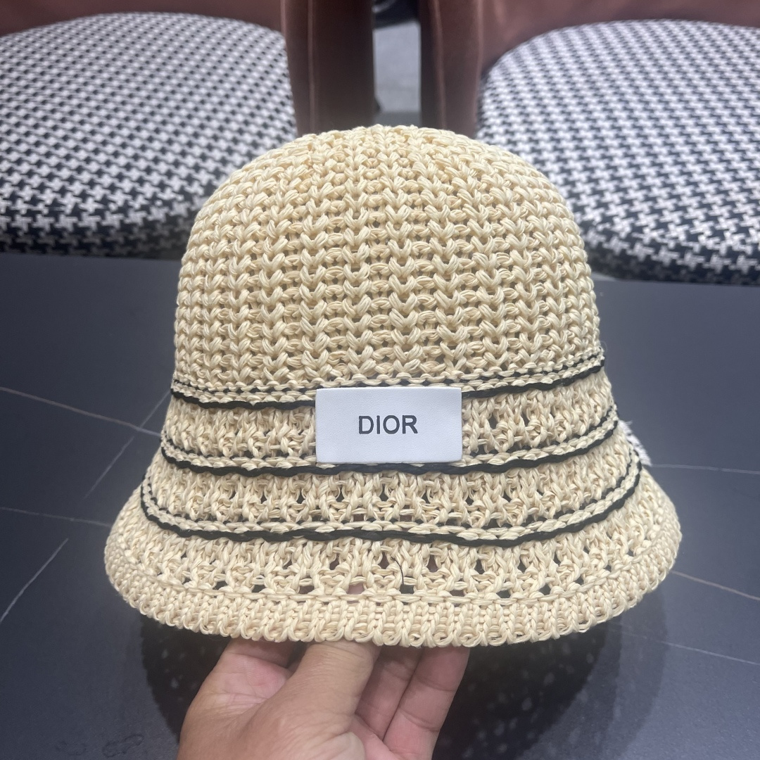  迪奥Dior 春夏季开叉蝴蝶结飘带品脸小桶帽子女编织透气百搭渔夫帽针织盆帽