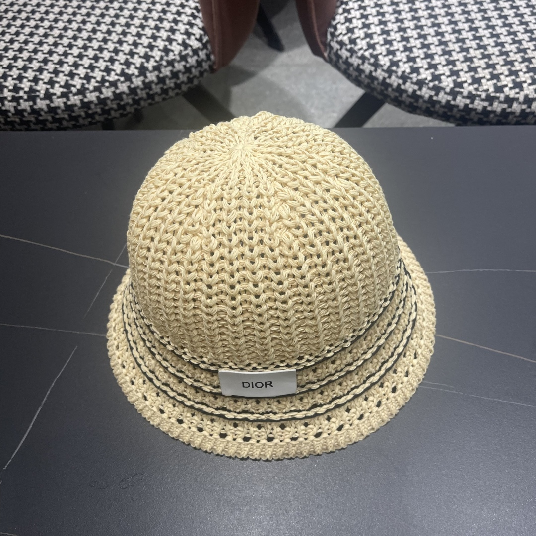  迪奥Dior 春夏季开叉蝴蝶结飘带品脸小桶帽子女编织透气百搭渔夫帽针织盆帽