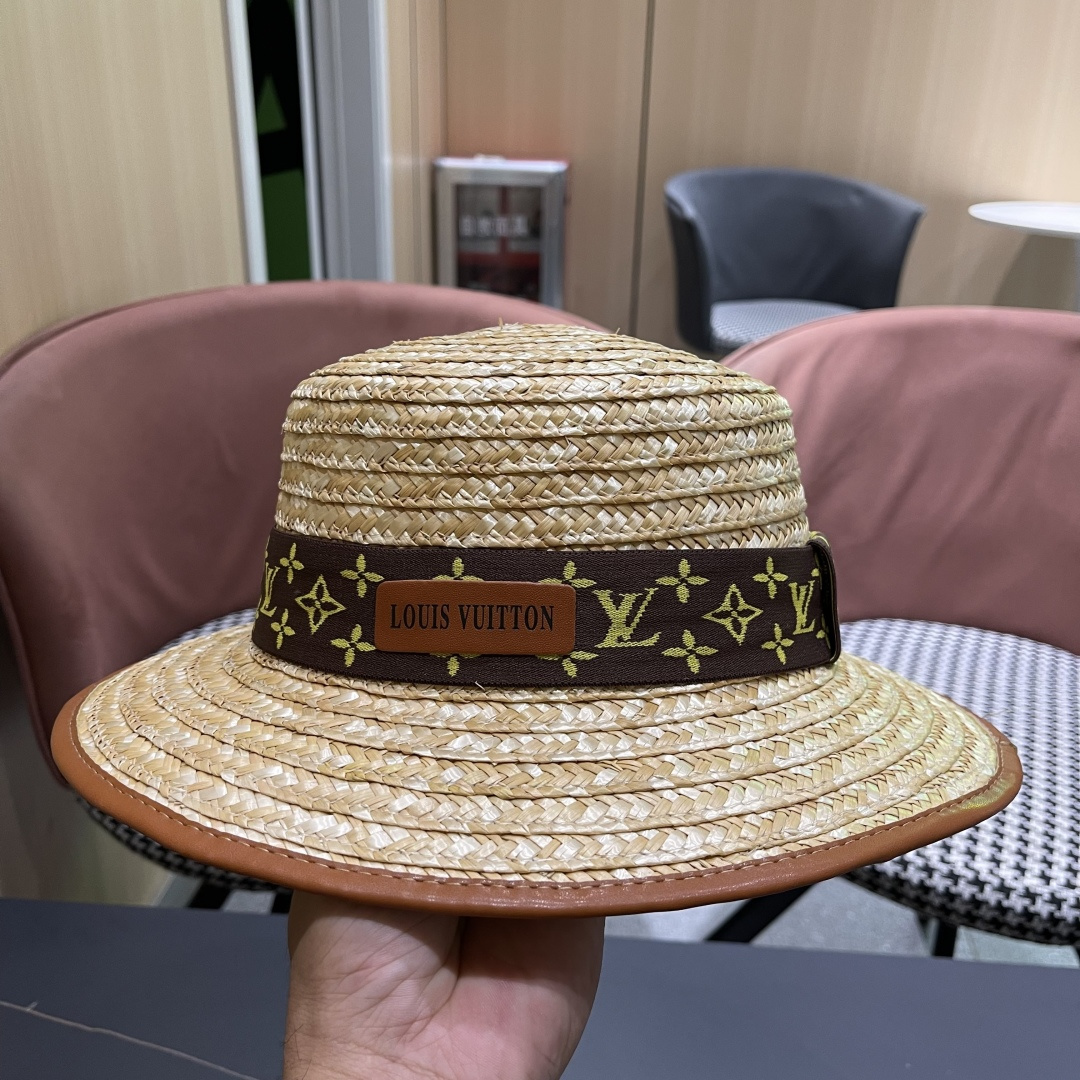 【LV路易威登】2025新款沙滩麦杆遮阳度假风草帽，旅行必备，赶紧入手！