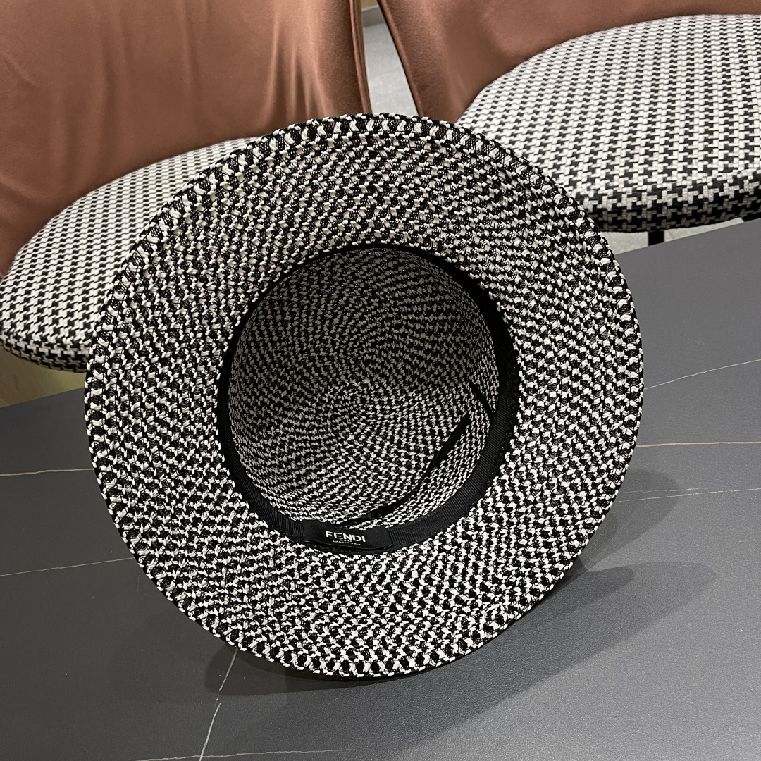  芬迪fendl 2025新款草帽休闲沙滩度假太阳草帽出街旅游必备