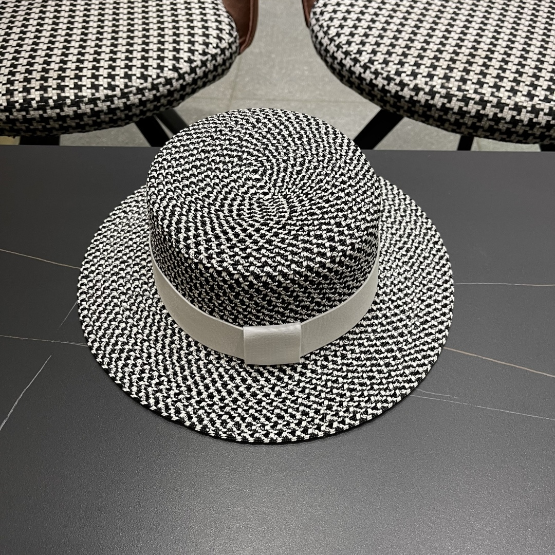  芬迪fendl 2025新款草帽休闲沙滩度假太阳草帽出街旅游必备