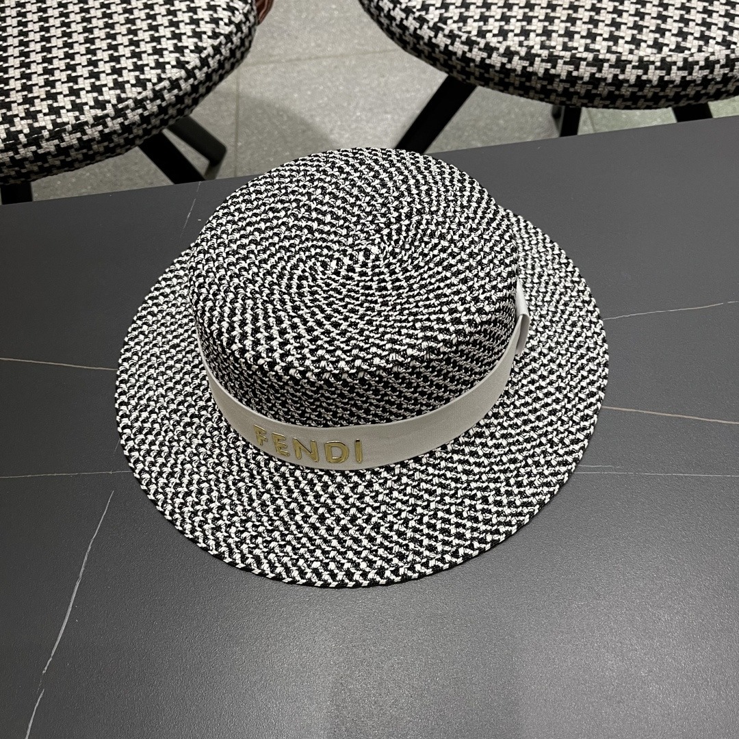  芬迪fendl 2025新款草帽休闲沙滩度假太阳草帽出街旅游必备