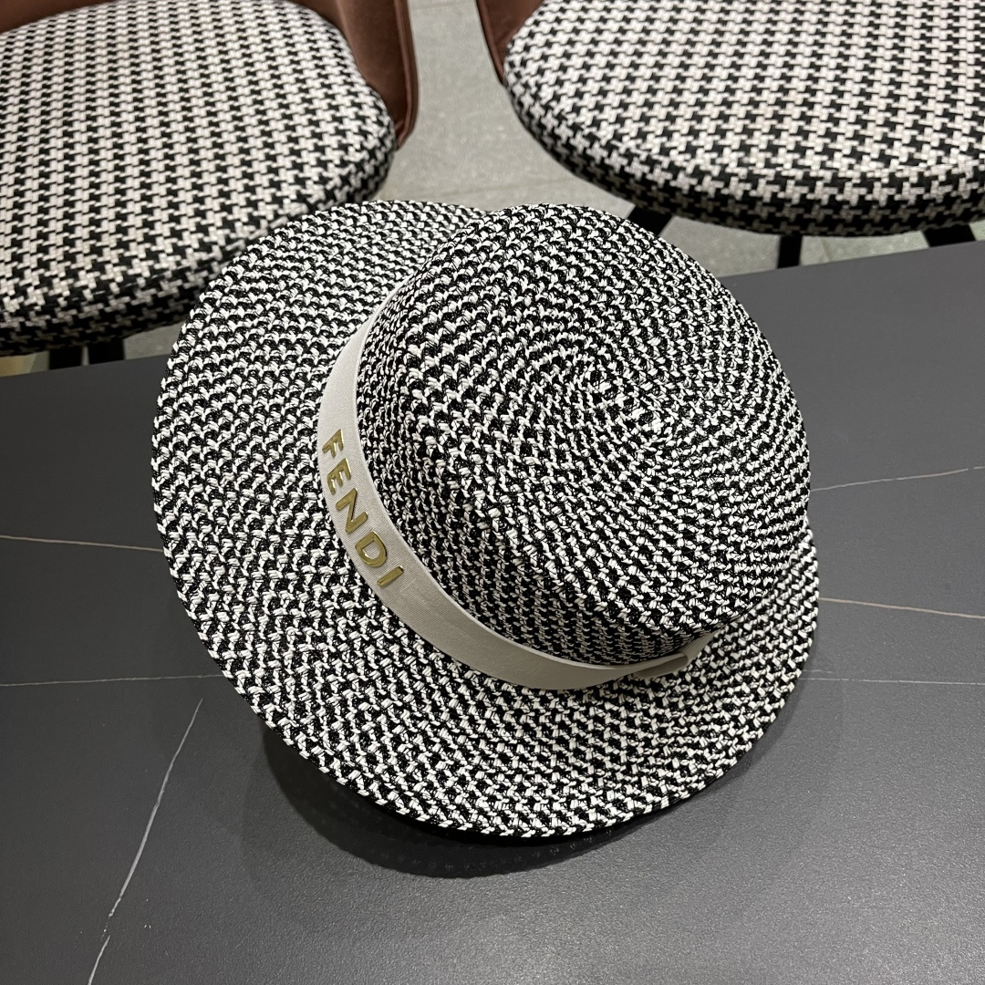  芬迪fendl 2025新款草帽休闲沙滩度假太阳草帽出街旅游必备