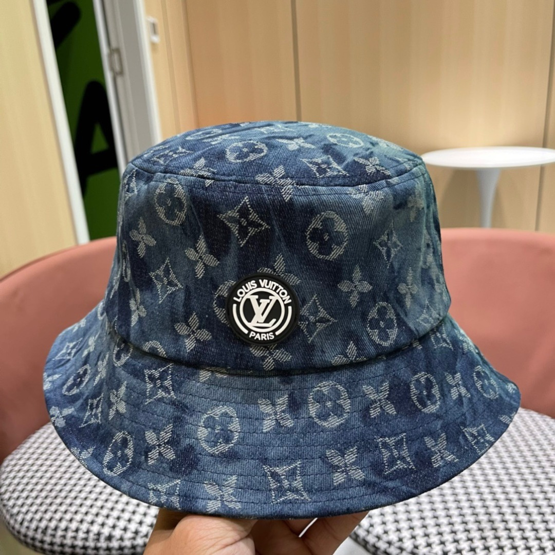 LV路易威登度阳牛仔渔夫帽，非常经典的经典出门必备，非常显脸小