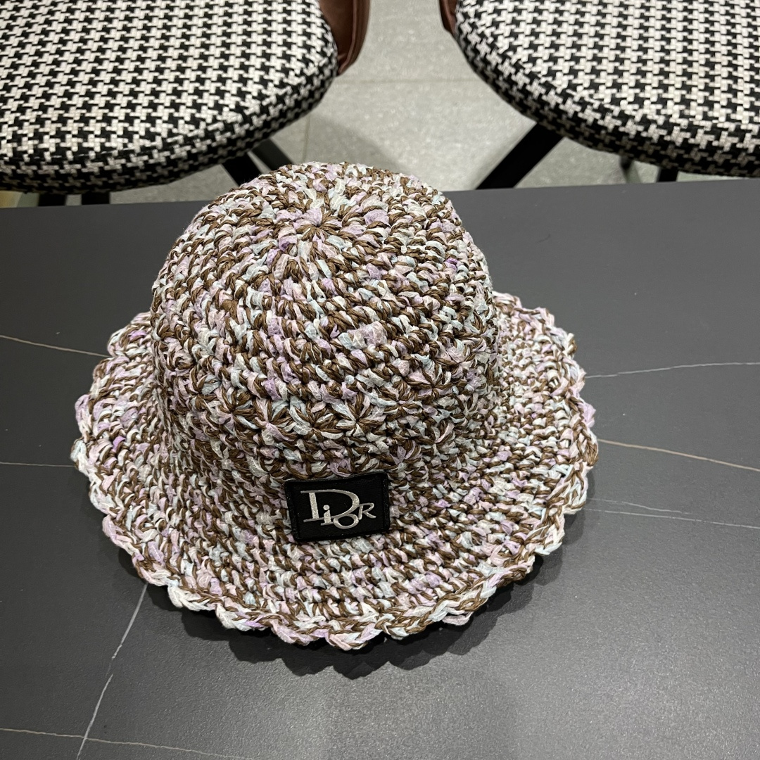  迪奥 2025新款小清新彩色草编渔夫帽子女夏季海边沙滩度假遮阳防晒帽