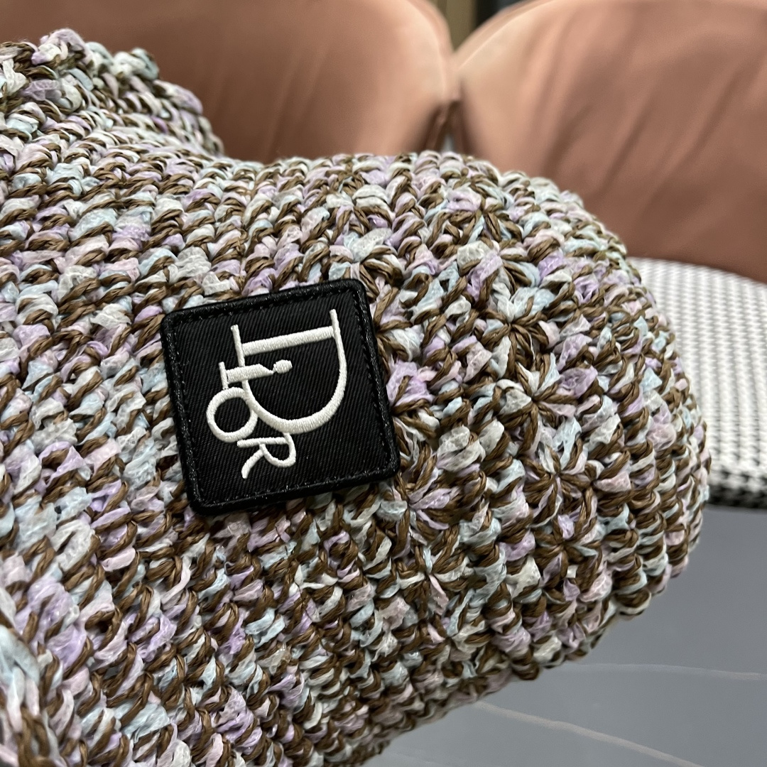  迪奥 2025新款小清新彩色草编渔夫帽子女夏季海边沙滩度假遮阳防晒帽