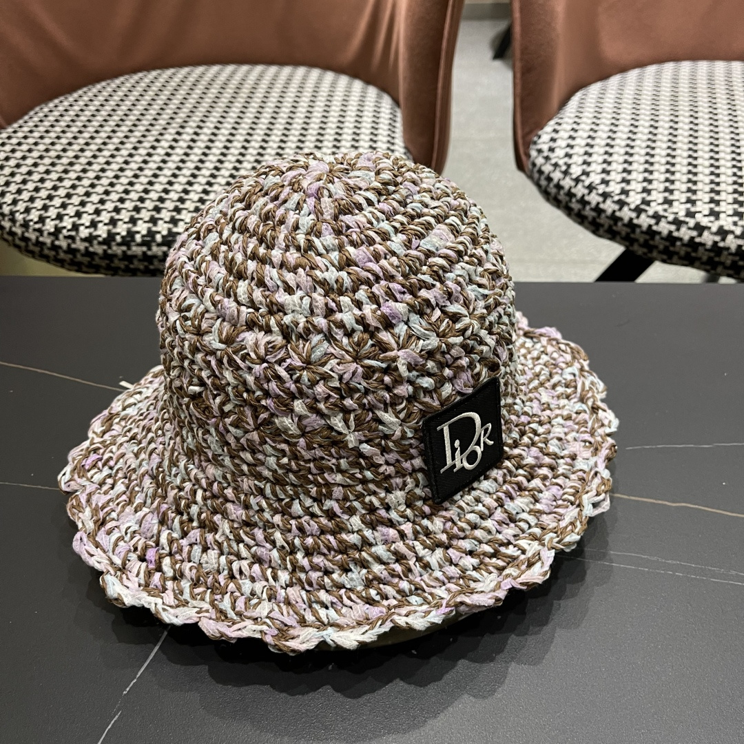  迪奥 2025新款小清新彩色草编渔夫帽子女夏季海边沙滩度假遮阳防晒帽