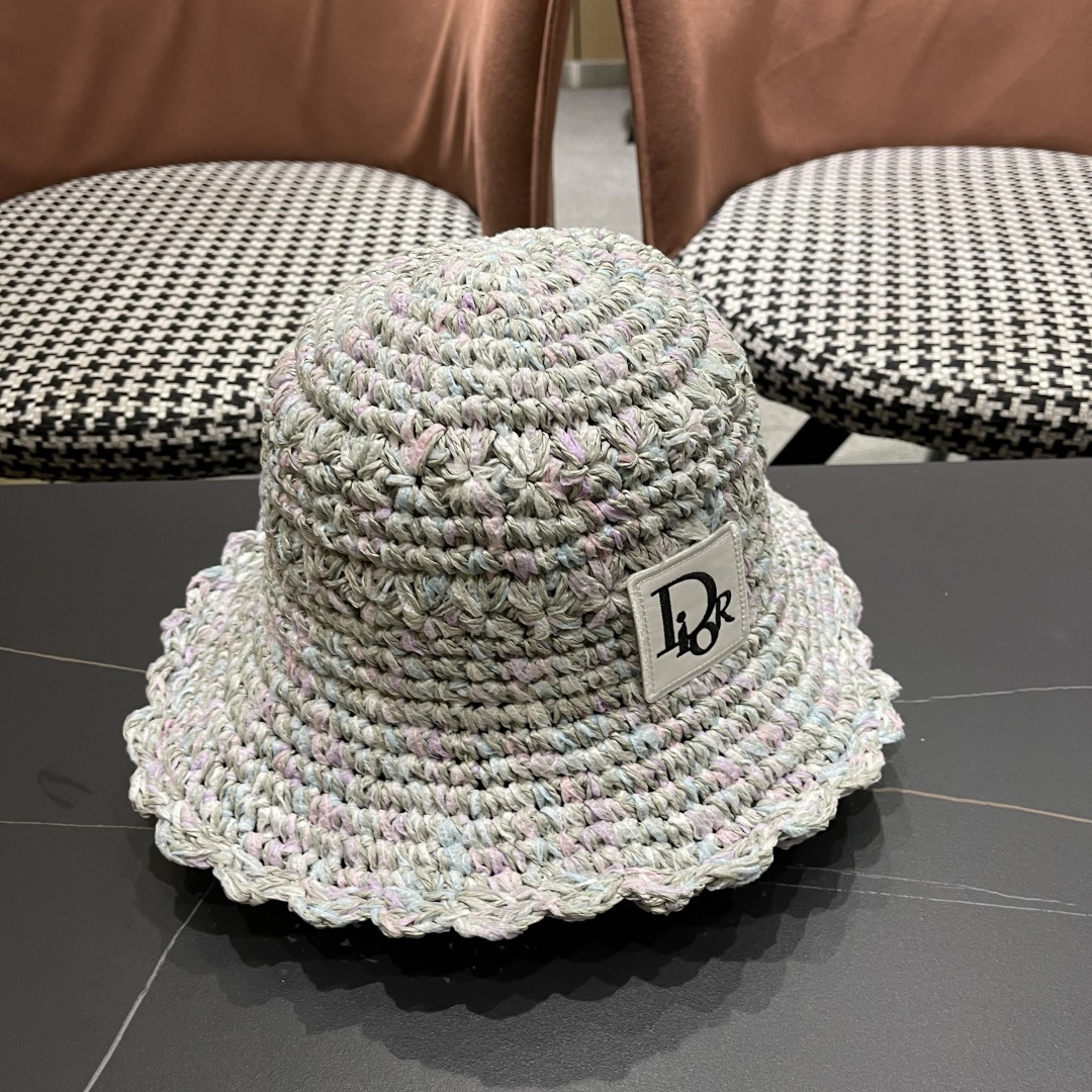  迪奥 2025新款小清新彩色草编渔夫帽子女夏季海边沙滩度假遮阳防晒帽