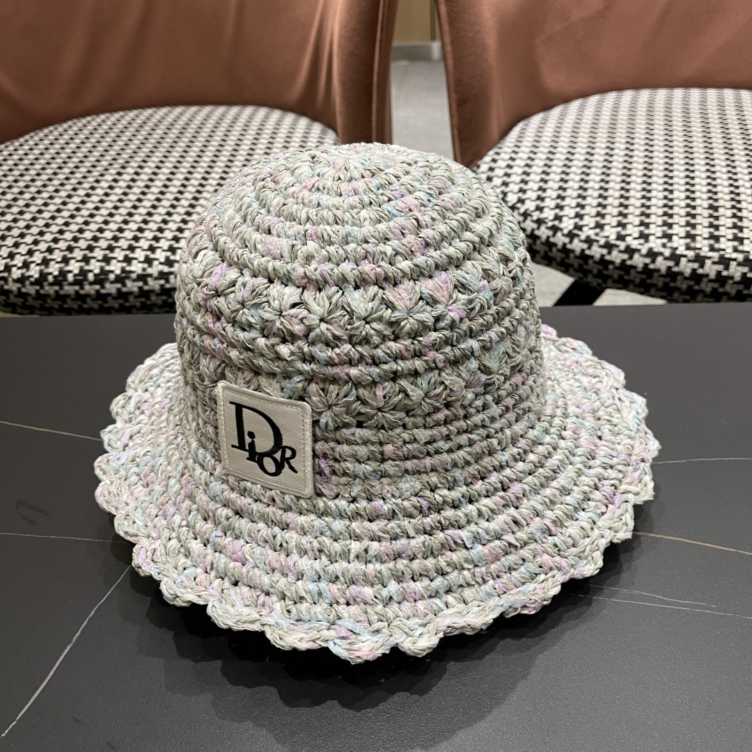  迪奥 2025新款小清新彩色草编渔夫帽子女夏季海边沙滩度假遮阳防晒帽