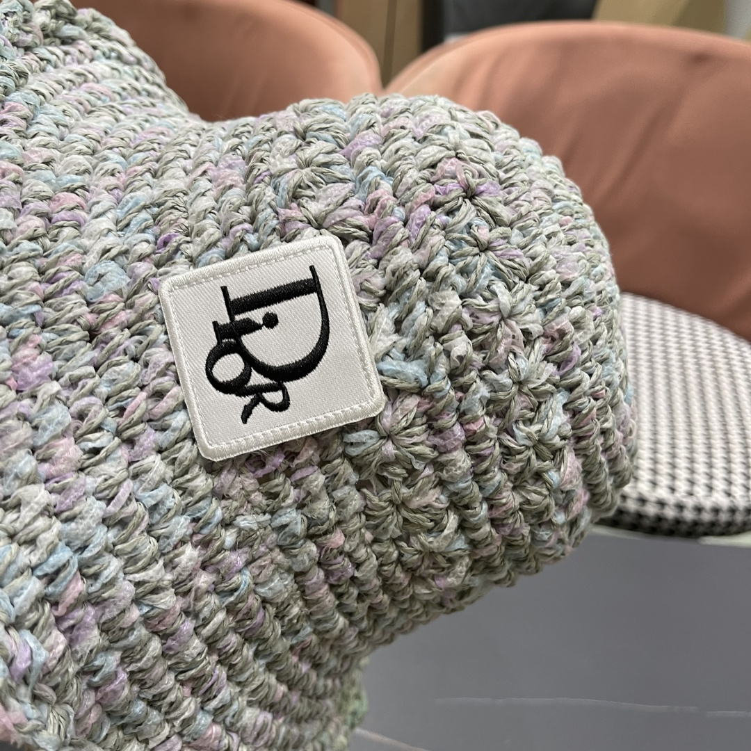  迪奥 2025新款小清新彩色草编渔夫帽子女夏季海边沙滩度假遮阳防晒帽