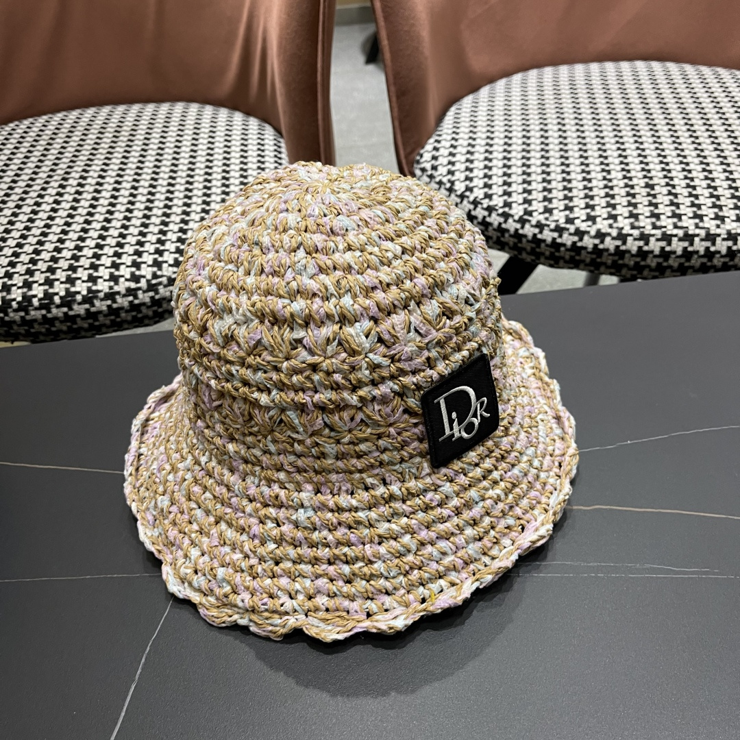  迪奥 2025新款小清新彩色草编渔夫帽子女夏季海边沙滩度假遮阳防晒帽