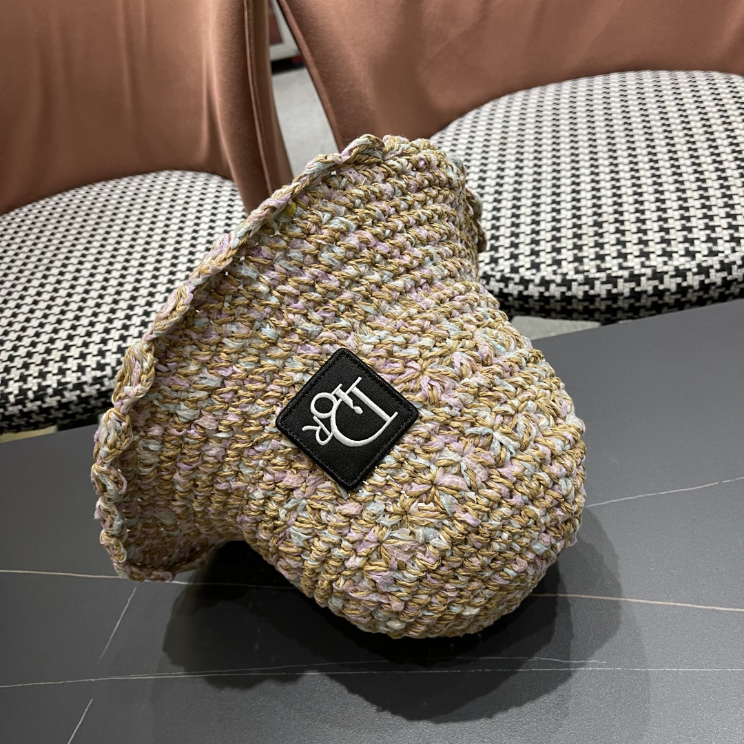  迪奥 2025新款小清新彩色草编渔夫帽子女夏季海边沙滩度假遮阳防晒帽