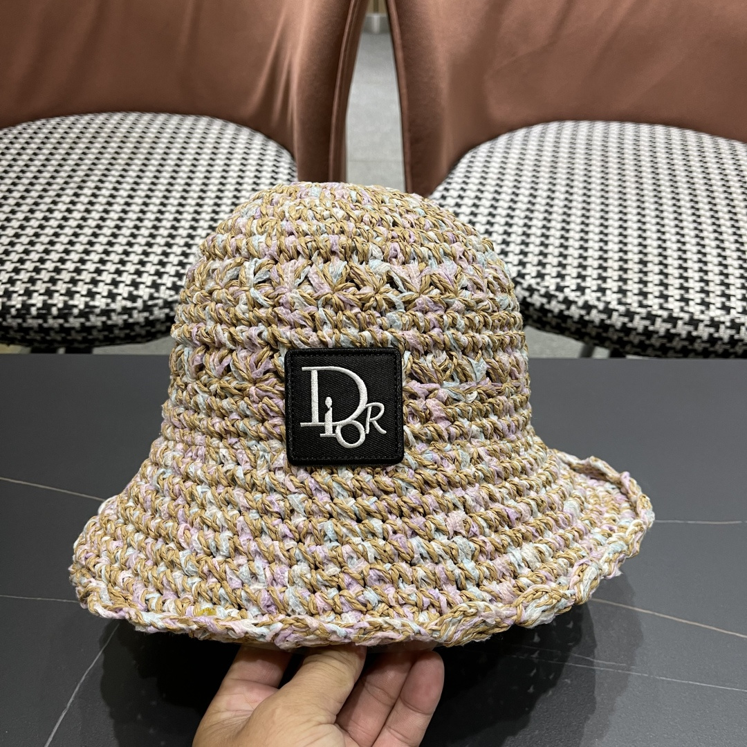  迪奥 2025新款小清新彩色草编渔夫帽子女夏季海边沙滩度假遮阳防晒帽