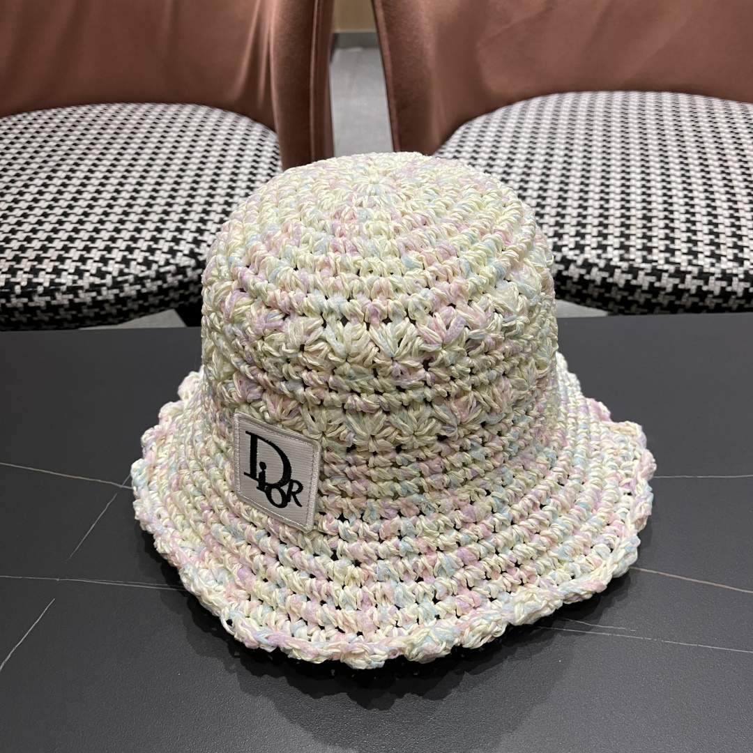  迪奥 2025新款小清新彩色草编渔夫帽子女夏季海边沙滩度假遮阳防晒帽