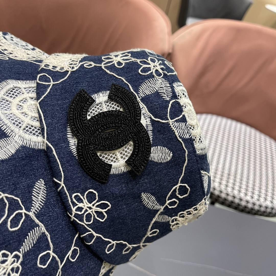  香奈儿2025潮流渔夫帽女春夏季新款绣花小沿显瘦韩版
酷炫青年街头男女帽子