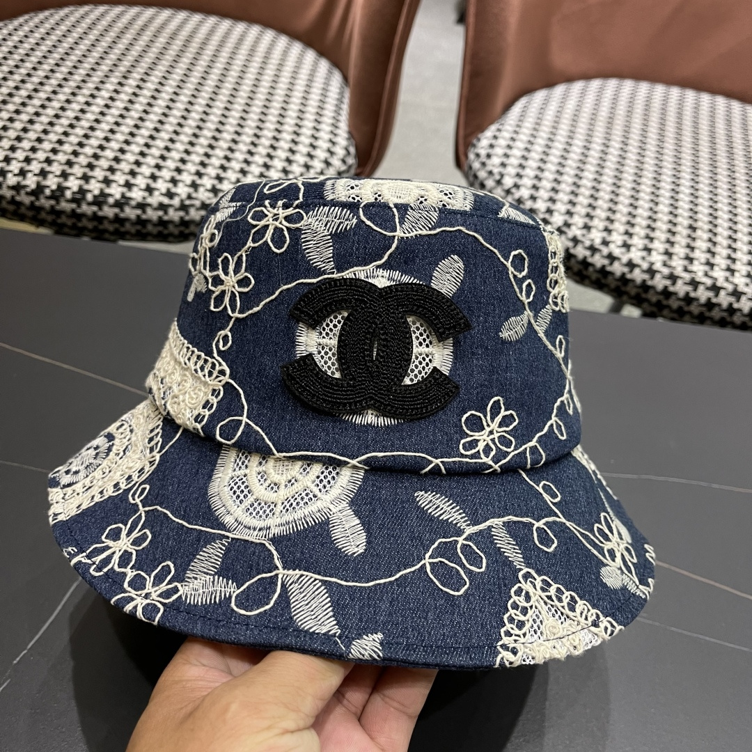  香奈儿2025潮流渔夫帽女春夏季新款绣花小沿显瘦韩版
酷炫青年街头男女帽子