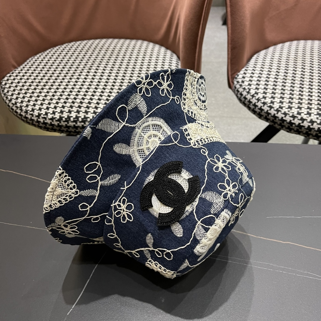  香奈儿2025潮流渔夫帽女春夏季新款绣花小沿显瘦韩版
酷炫青年街头男女帽子