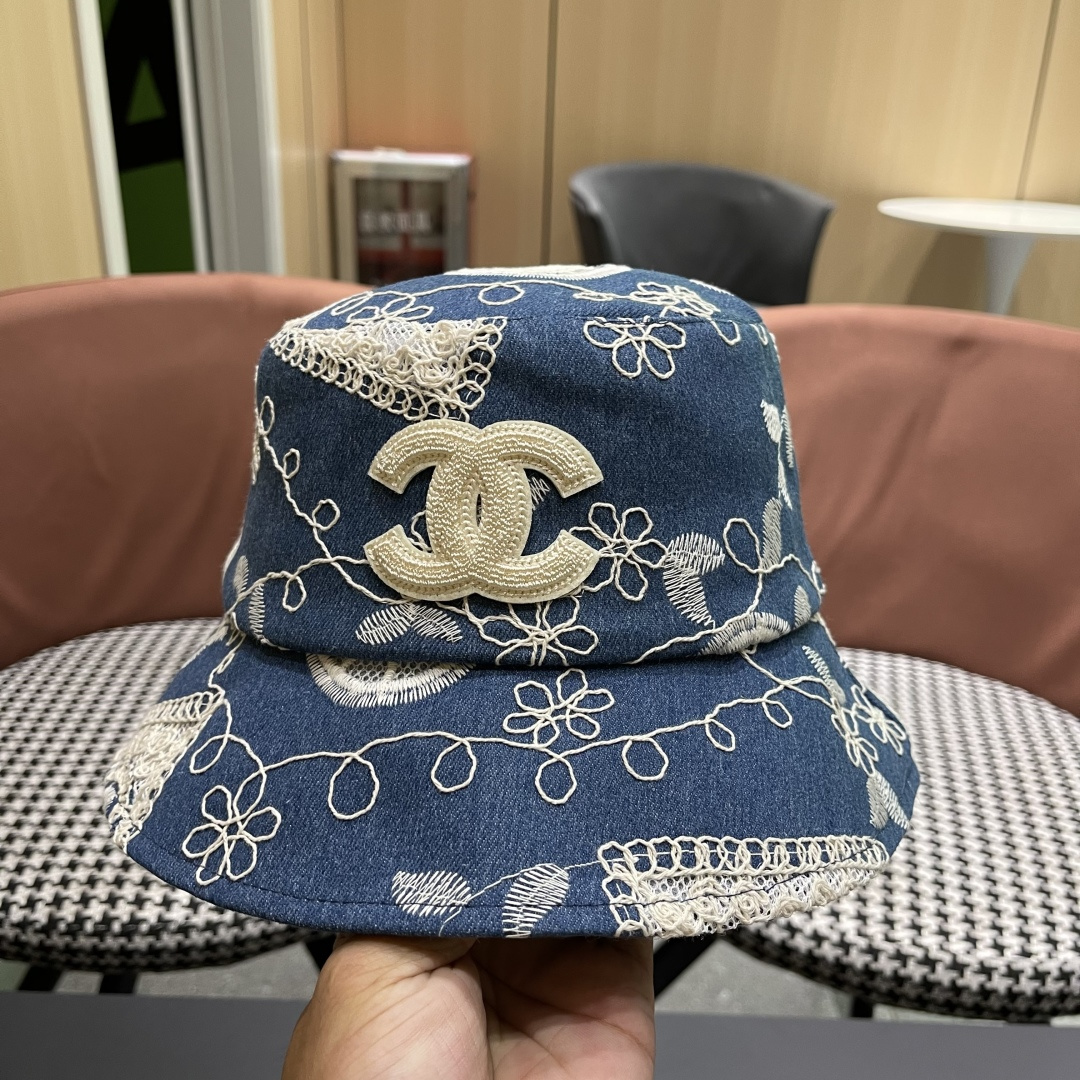  香奈儿2025潮流渔夫帽女春夏季新款绣花小沿显瘦韩版
酷炫青年街头男女帽子