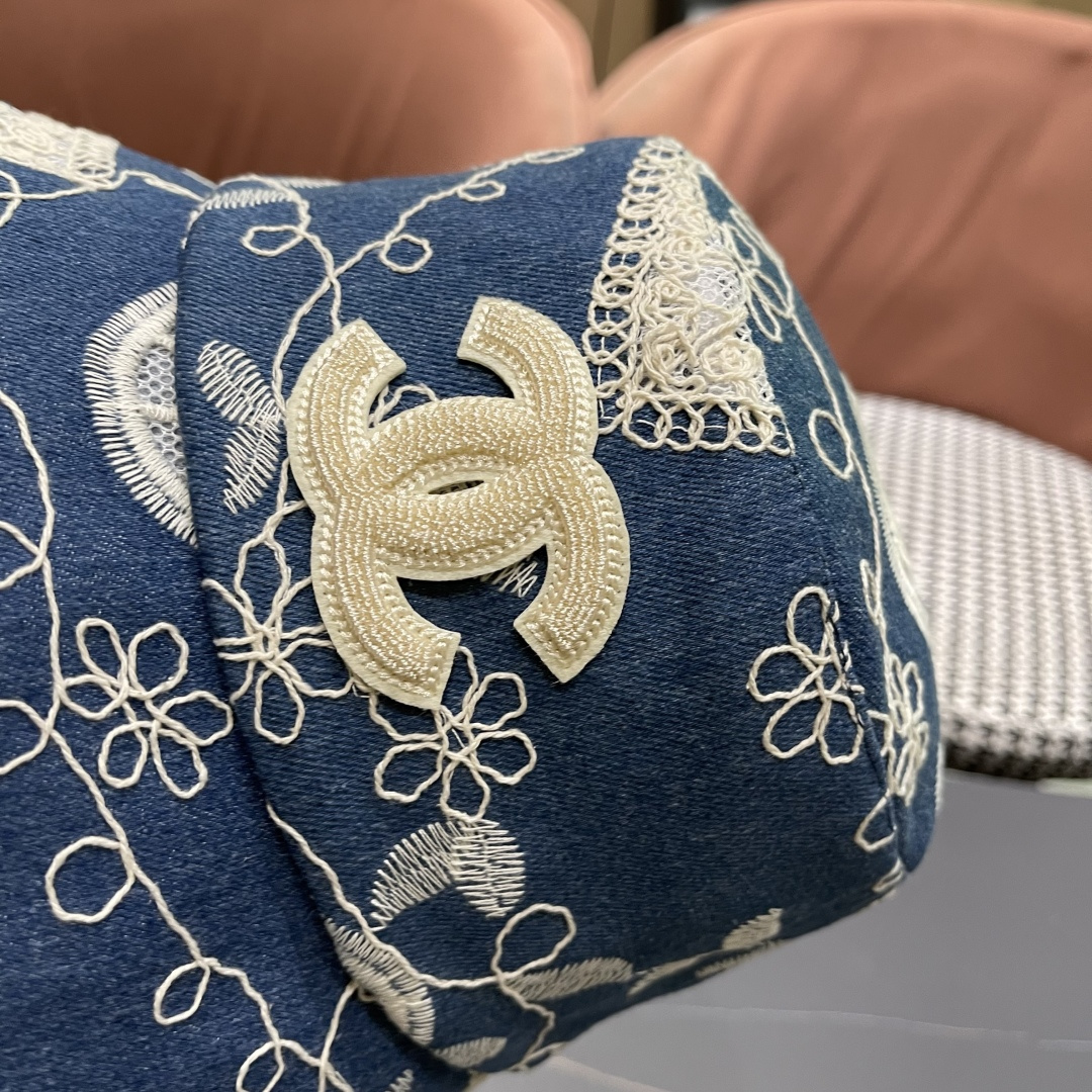  香奈儿2025潮流渔夫帽女春夏季新款绣花小沿显瘦韩版
酷炫青年街头男女帽子