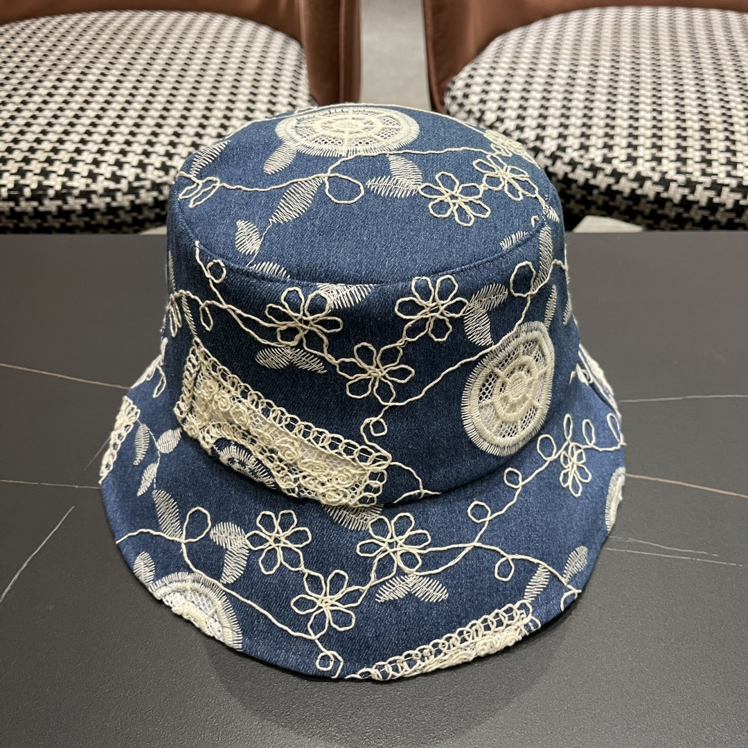  香奈儿2025潮流渔夫帽女春夏季新款绣花小沿显瘦韩版
酷炫青年街头男女帽子