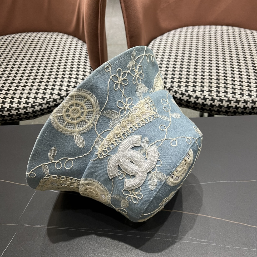  香奈儿2025潮流渔夫帽女春夏季新款绣花小沿显瘦韩版
酷炫青年街头男女帽子