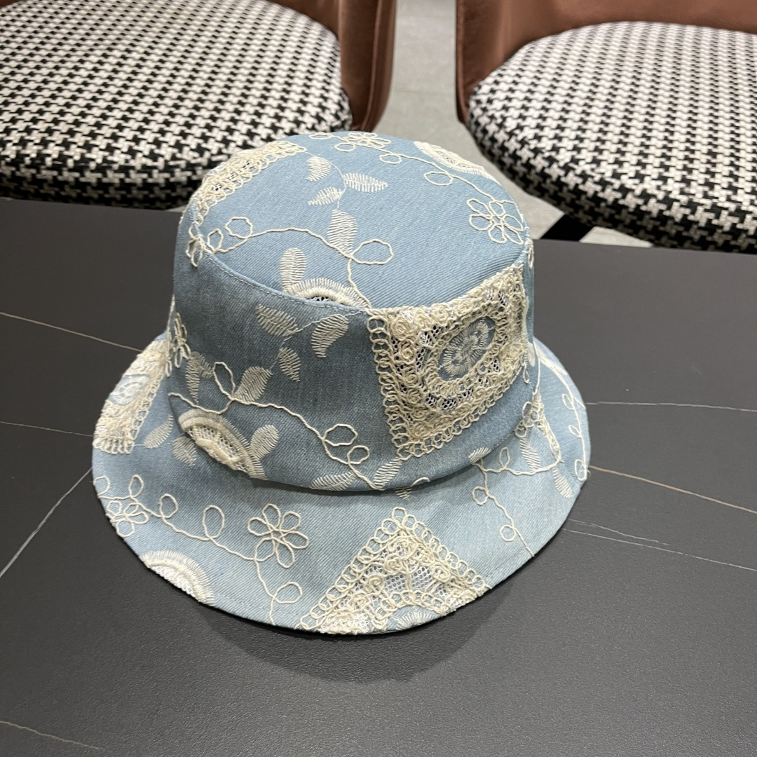  香奈儿2025潮流渔夫帽女春夏季新款绣花小沿显瘦韩版
酷炫青年街头男女帽子