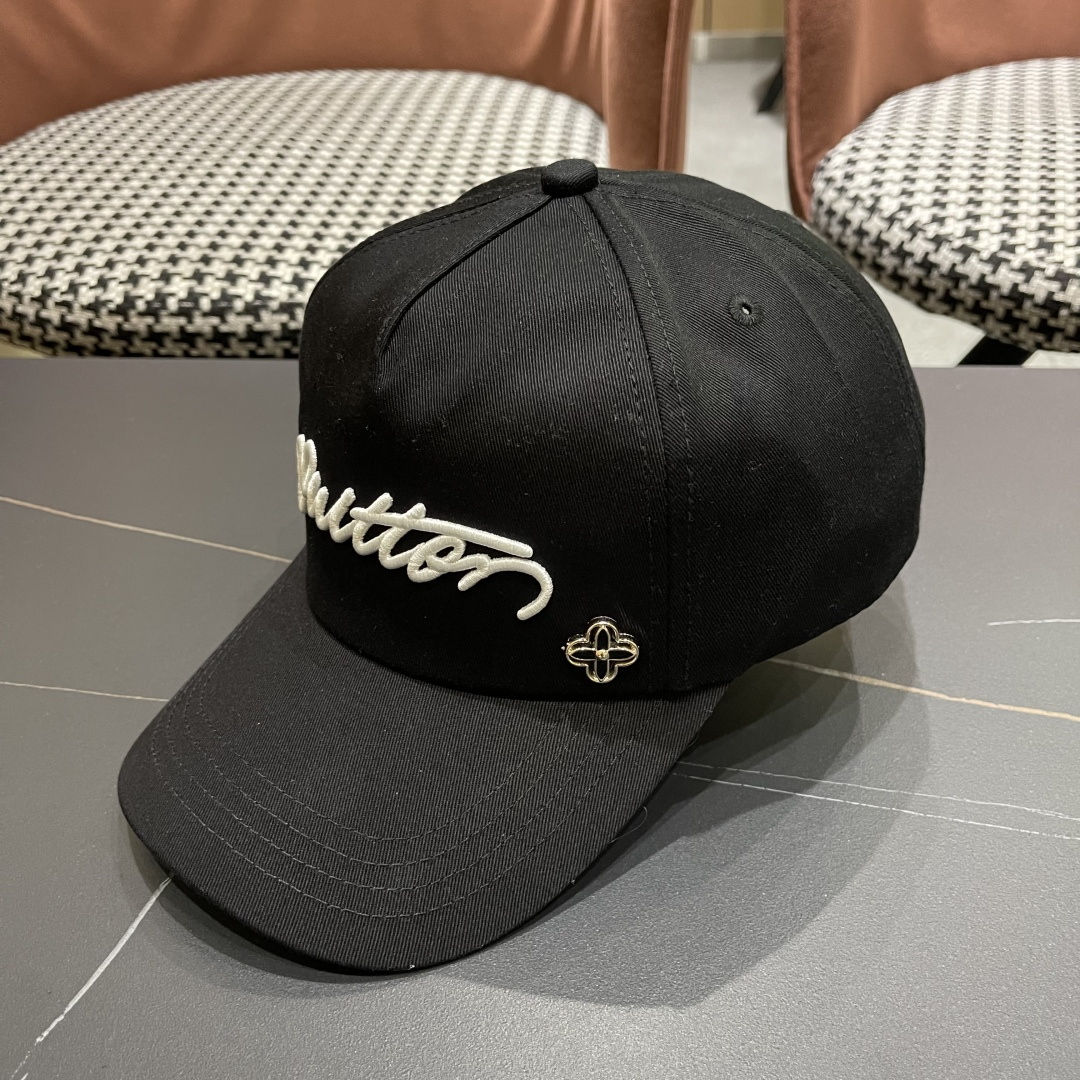  路易威登棒球帽LouisVuitton🧢  LV棒球帽，简约大气，男女通用