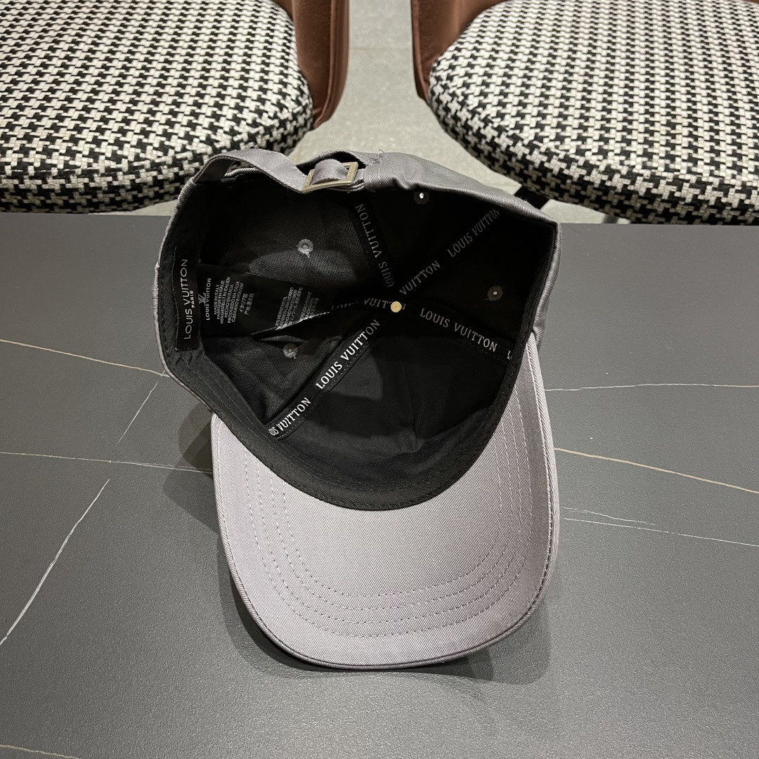  路易威登棒球帽LouisVuitton🧢  LV棒球帽，简约大气，男女通用