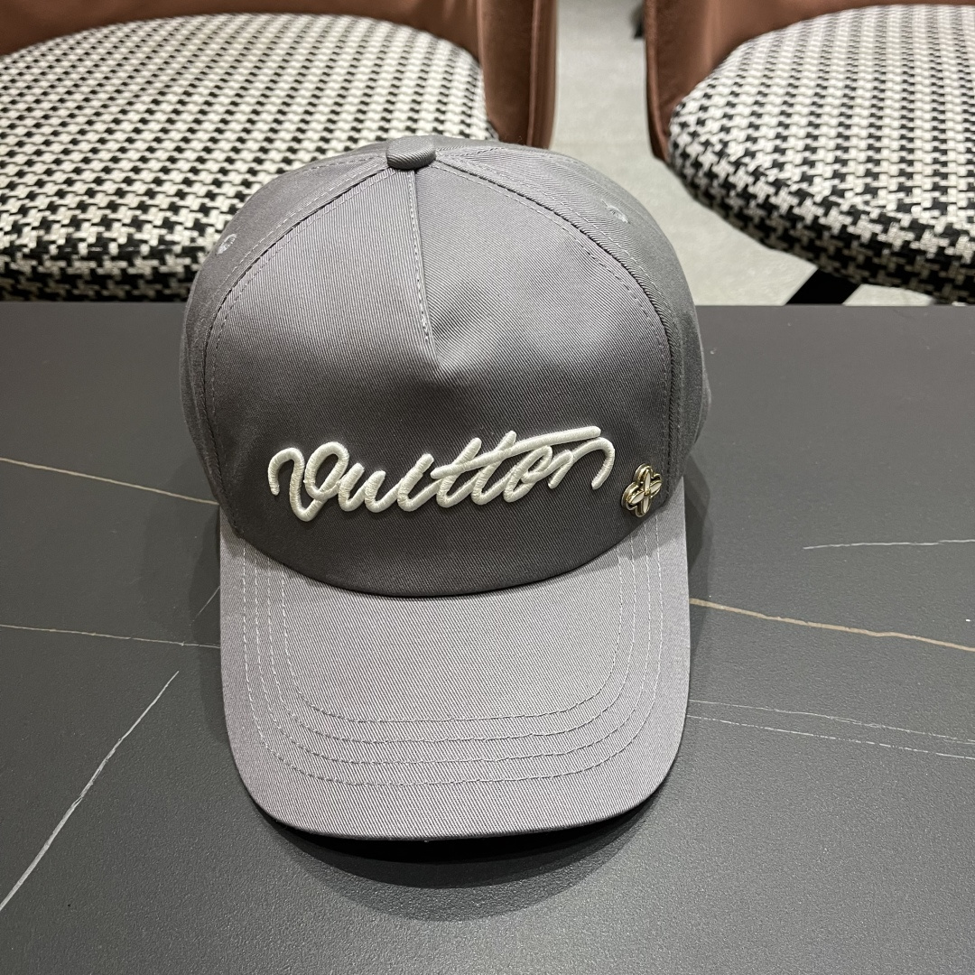  路易威登棒球帽LouisVuitton🧢  LV棒球帽，简约大气，男女通用