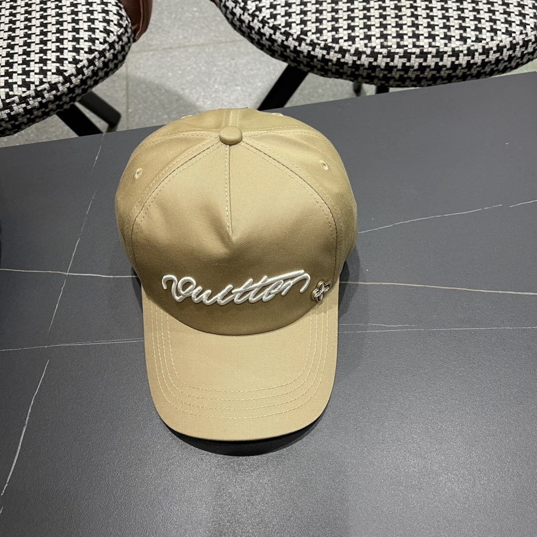  路易威登棒球帽LouisVuitton🧢  LV棒球帽，简约大气，男女通用