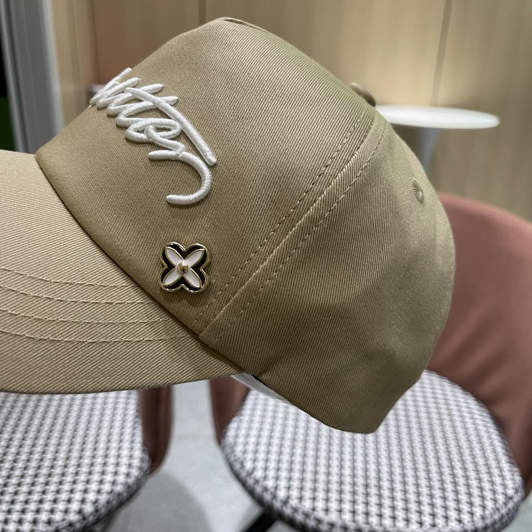  路易威登棒球帽LouisVuitton🧢  LV棒球帽，简约大气，男女通用