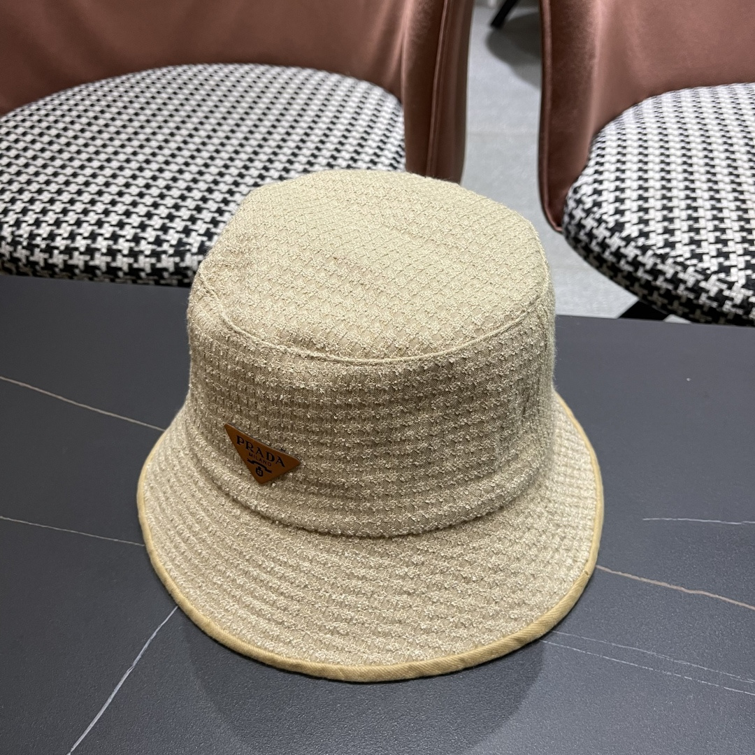 NO:364664,[PRADA] 2025 autumn and winter new plaid triangle fisherman hat, which is very easy to match when going out, so buy it now!  Hat fisherman hat baseball hat knit hat, hat, prada, prada, espadrilles, hats【PRADA普拉达】2025秋冬新款格纹三角标渔夫帽,出街超好搭配,赶紧入手！ 帽子渔夫帽棒球帽针织帽,帽子,prada,prada,espadrilles,hats,hat