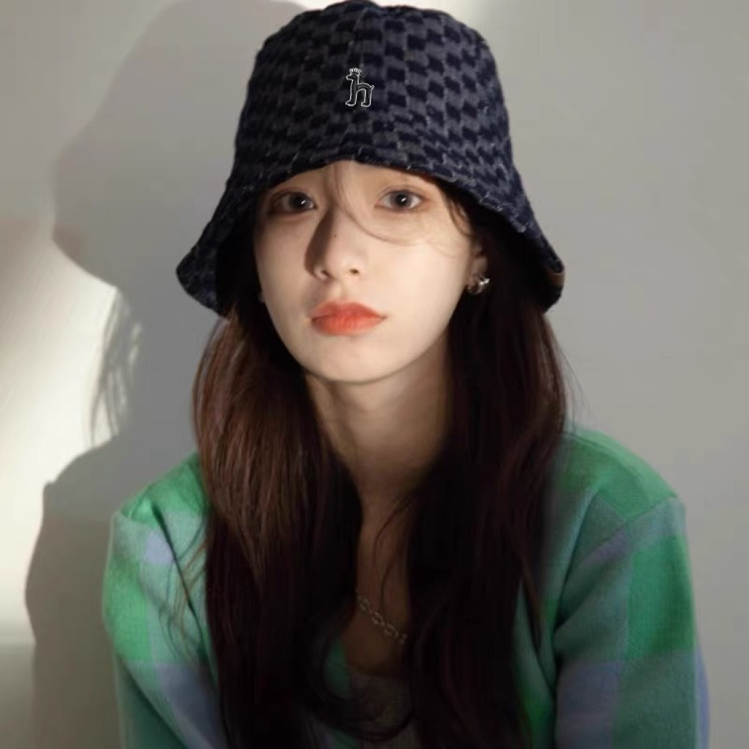  芬迪 韩版时尚百搭纯色水桶帽女款格子简约显脸小渔
夫帽春秋气质盆帽子