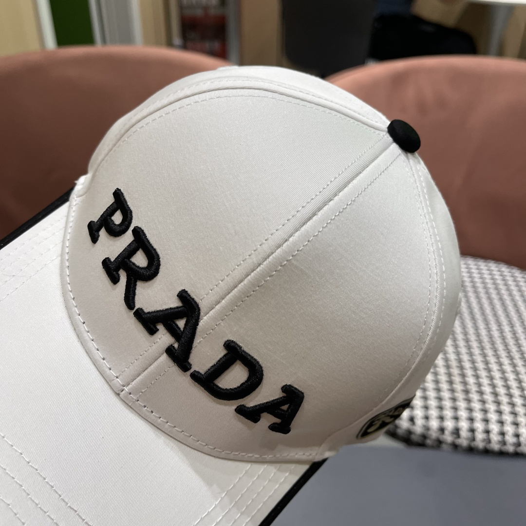  Prada(普拉达)新款原单棒球帽， 刺绣logo，专柜11开模订制，原版纯棉布料轻盈透气！质量超赞，