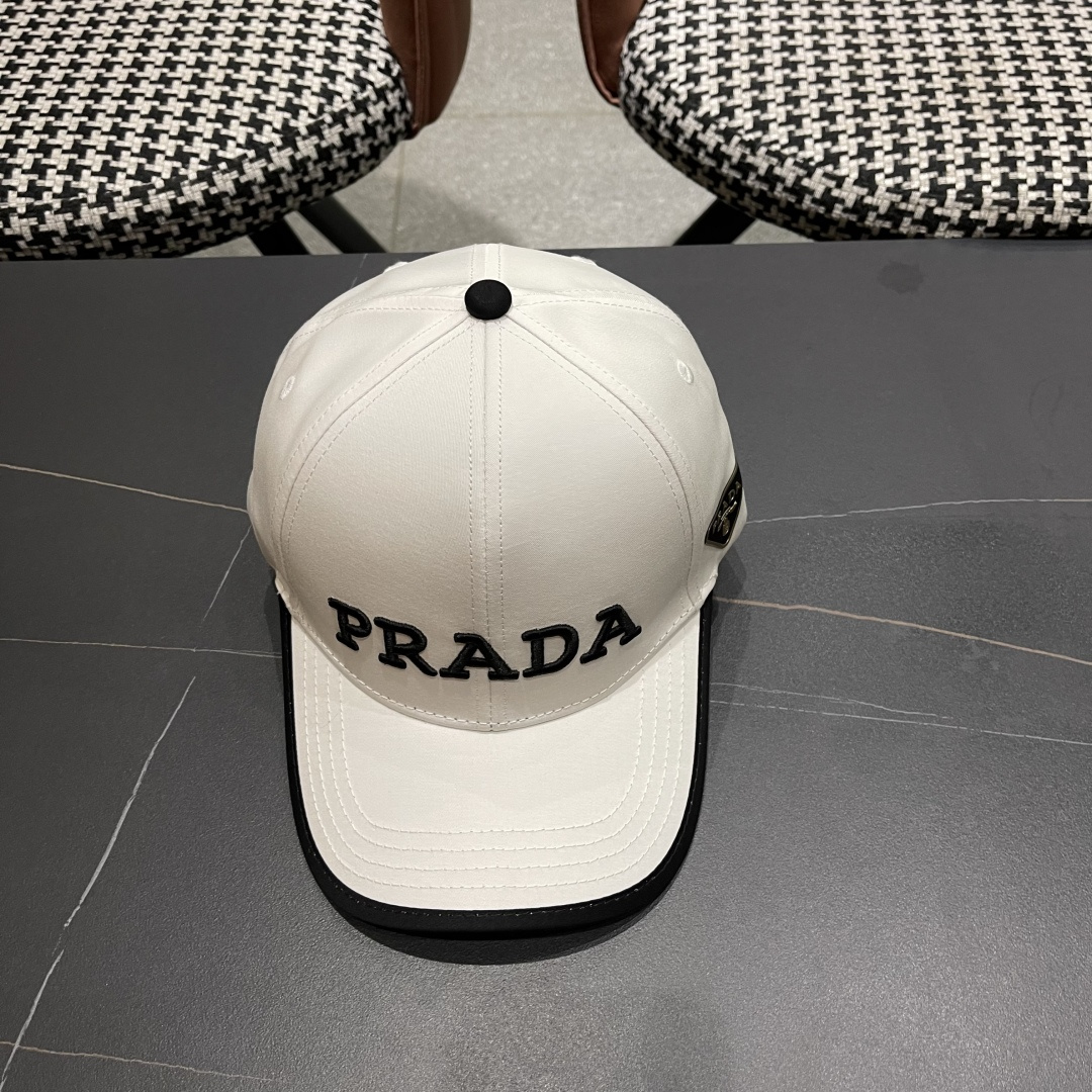  Prada(普拉达)新款原单棒球帽， 刺绣logo，专柜11开模订制，原版纯棉布料轻盈透气！质量超赞，