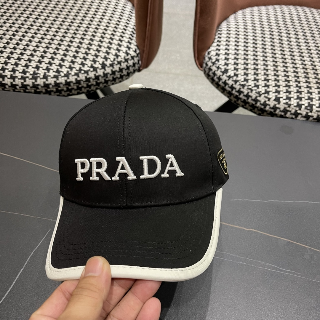  Prada(普拉达)新款原单棒球帽， 刺绣logo，专柜11开模订制，原版纯棉布料轻盈透气！质量超赞，