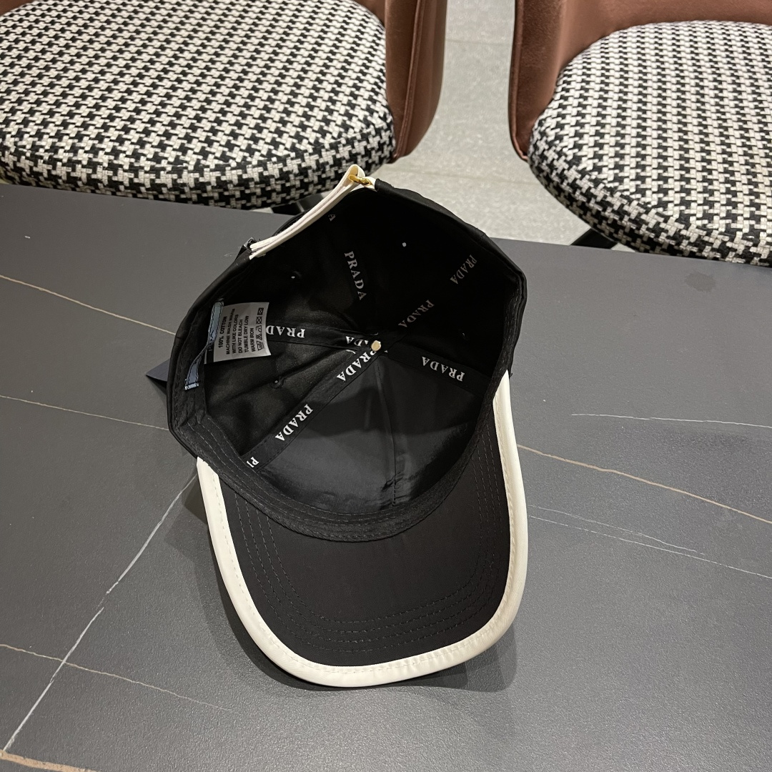  Prada(普拉达)新款原单棒球帽， 刺绣logo，专柜11开模订制，原版纯棉布料轻盈透气！质量超赞，