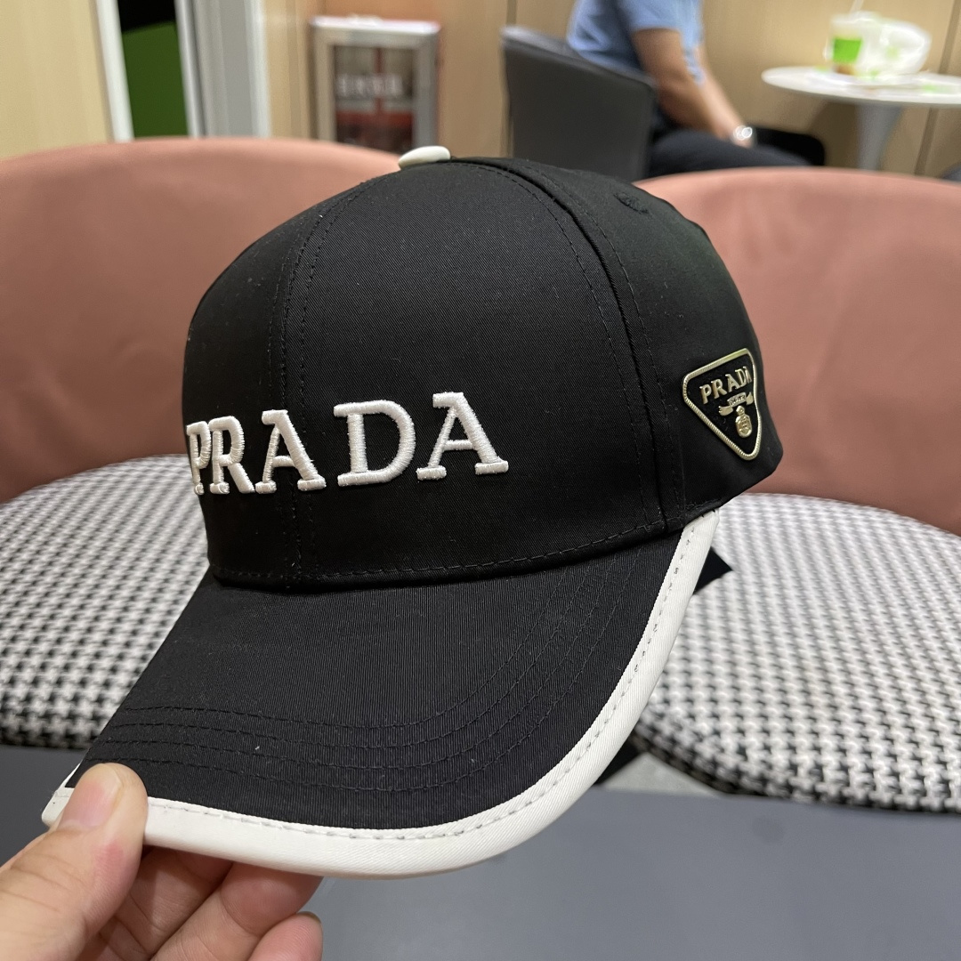  Prada(普拉达)新款原单棒球帽， 刺绣logo，专柜11开模订制，原版纯棉布料轻盈透气！质量超赞，