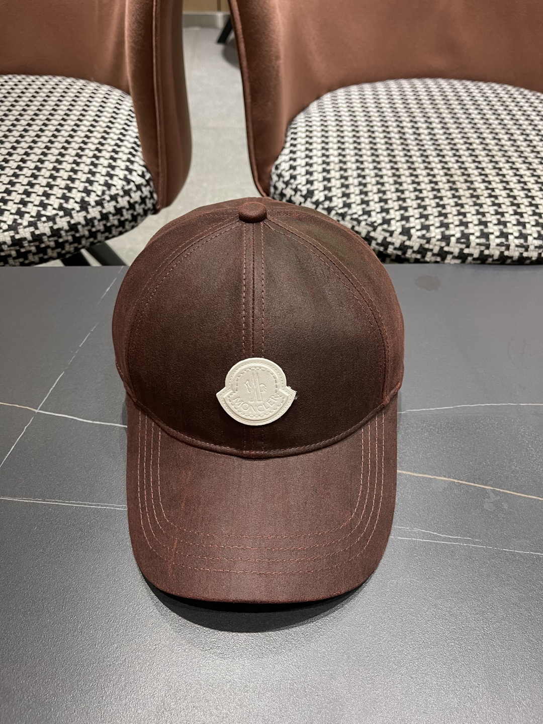  蒙口MONCLER新款棒球帽，时尚炸街单品，风格很OK，网红.时尚博主的最爱！高品质舒适透气，