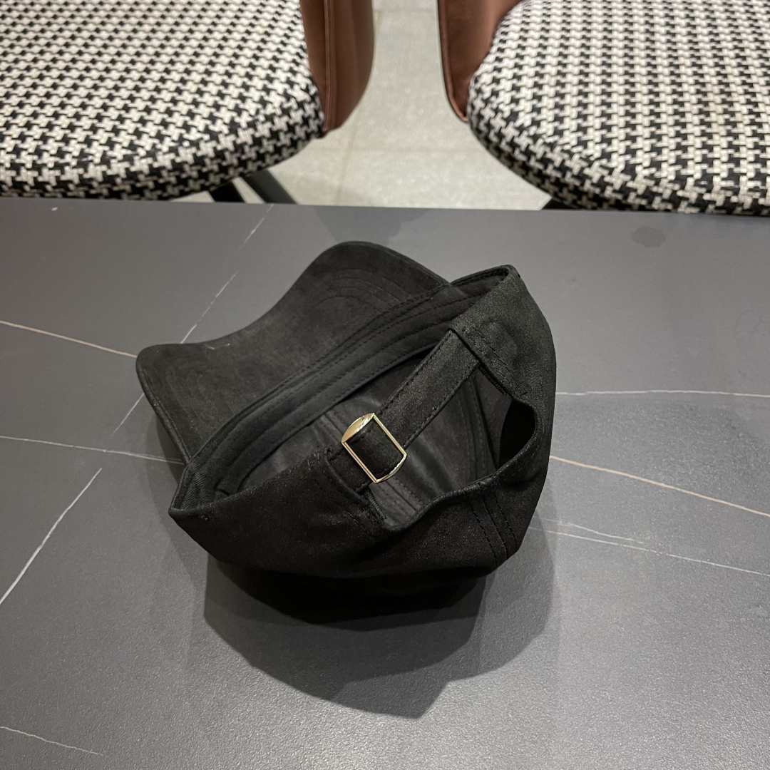  蒙口MONCLER新款棒球帽，时尚炸街单品，风格很OK，网红.时尚博主的最爱！高品质舒适透气，