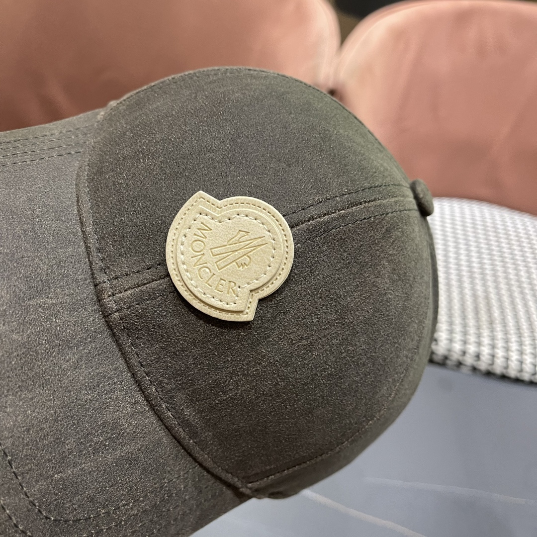  蒙口MONCLER新款棒球帽，时尚炸街单品，风格很OK，网红.时尚博主的最爱！高品质舒适透气，