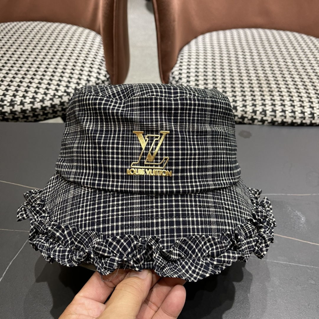  Lv路易威登 品脸小吸睛百搭英伦格子棉复古休闲厚秋女式木耳边盆渔夫帽