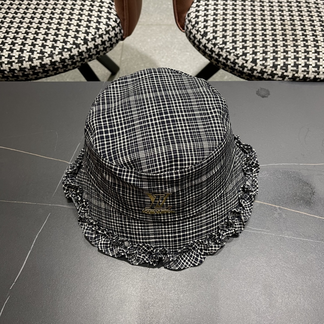  Lv路易威登 品脸小吸睛百搭英伦格子棉复古休闲厚秋女式木耳边盆渔夫帽