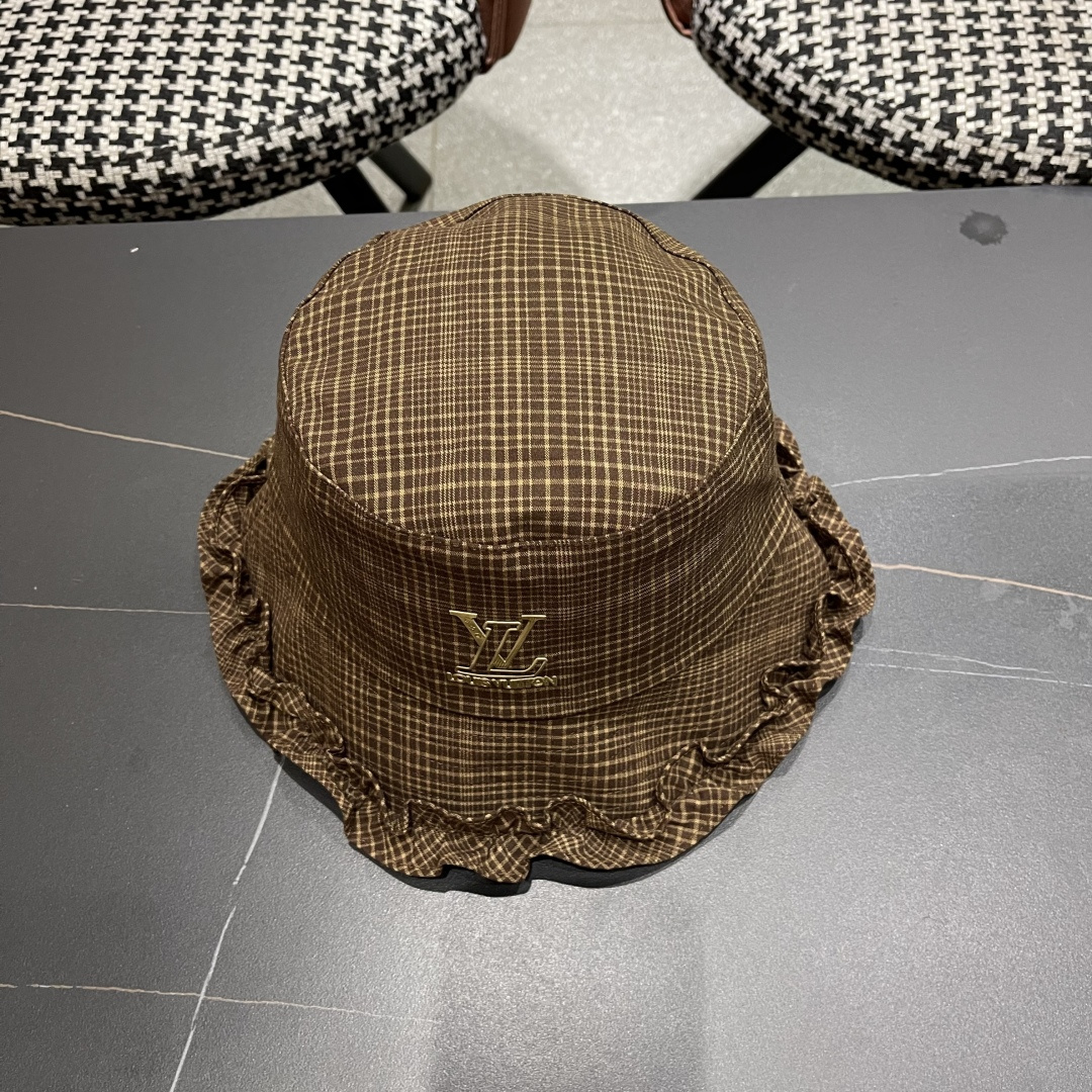  Lv路易威登 品脸小吸睛百搭英伦格子棉复古休闲厚秋女式木耳边盆渔夫帽