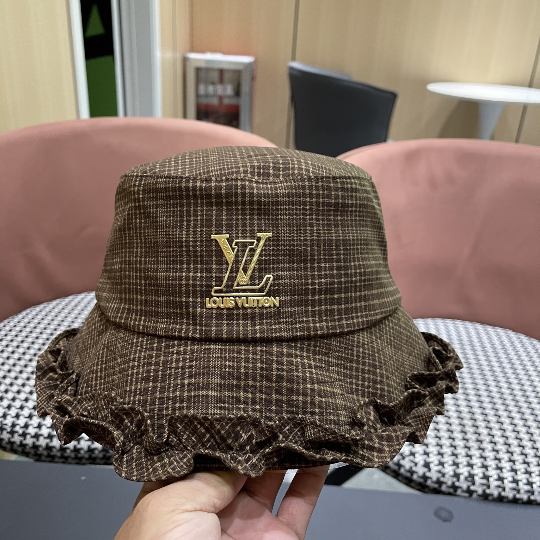  Lv路易威登 品脸小吸睛百搭英伦格子棉复古休闲厚秋女式木耳边盆渔夫帽