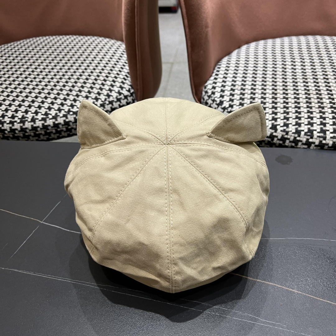  迪奥 可爱猫耳朵贝雷帽女日系百搭显脸小八
角帽复古大头围黑色画家帽子