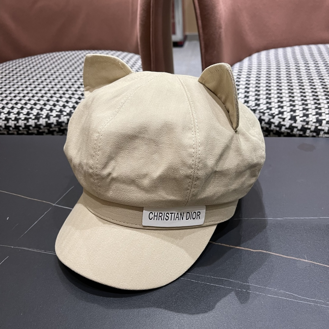  迪奥 可爱猫耳朵贝雷帽女日系百搭显脸小八
角帽复古大头围黑色画家帽子